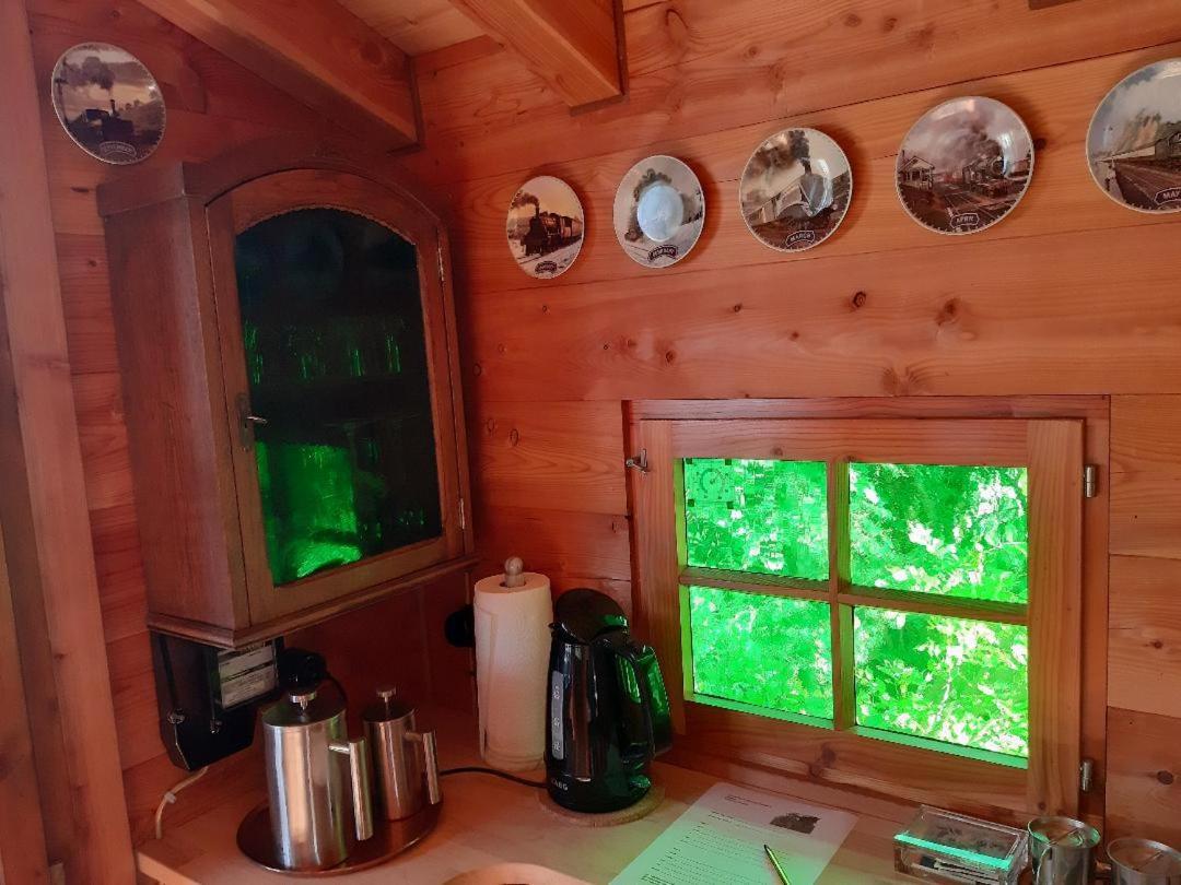 Baumhaus Wolfshoehle Fischach Buitenkant foto
